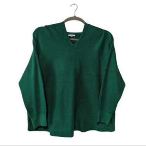 Elegant Green V-Neck Blouse